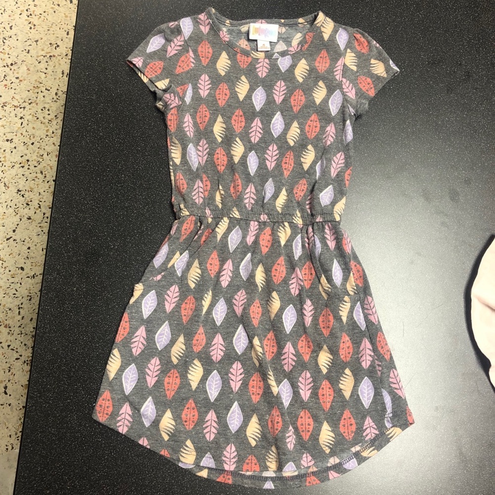 Girls dress